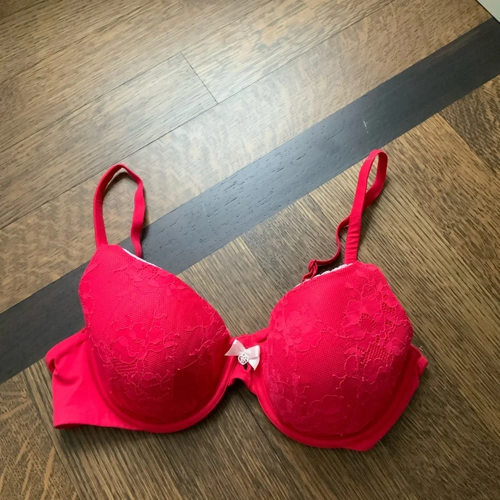VICTORIA’S SECRET Lined Perfect Coverage Red Lace Bra Women’s 34C Excellent Cond - Picture 7 of 11